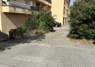 garage-montgri-blau_06